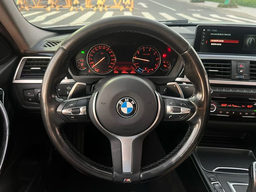 BMW 3 Series 2019 #7 BMW 3 Series 2019 car image #7