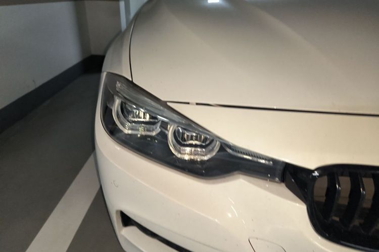 BMW 3 Series 2018 #8 BMW 3 Series 2018 car image #8
