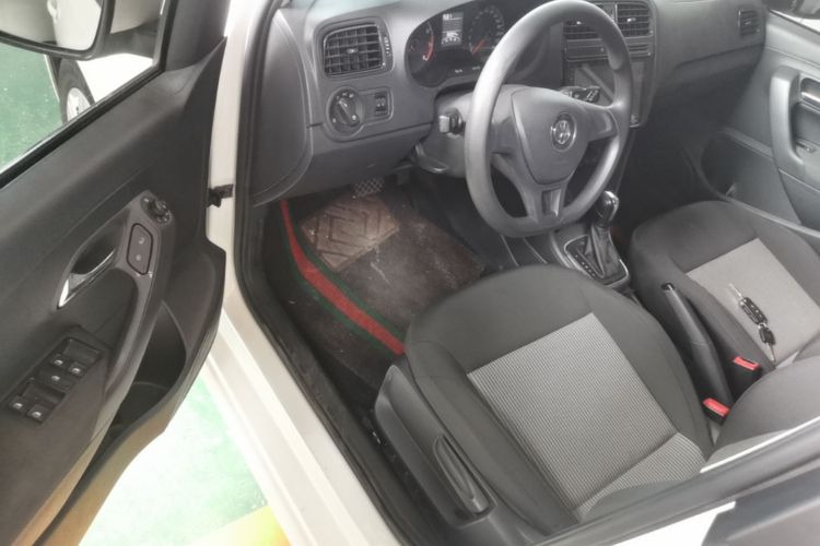 Volkswagen Polo 2017 #16 Volkswagen Polo 2017 car image #16