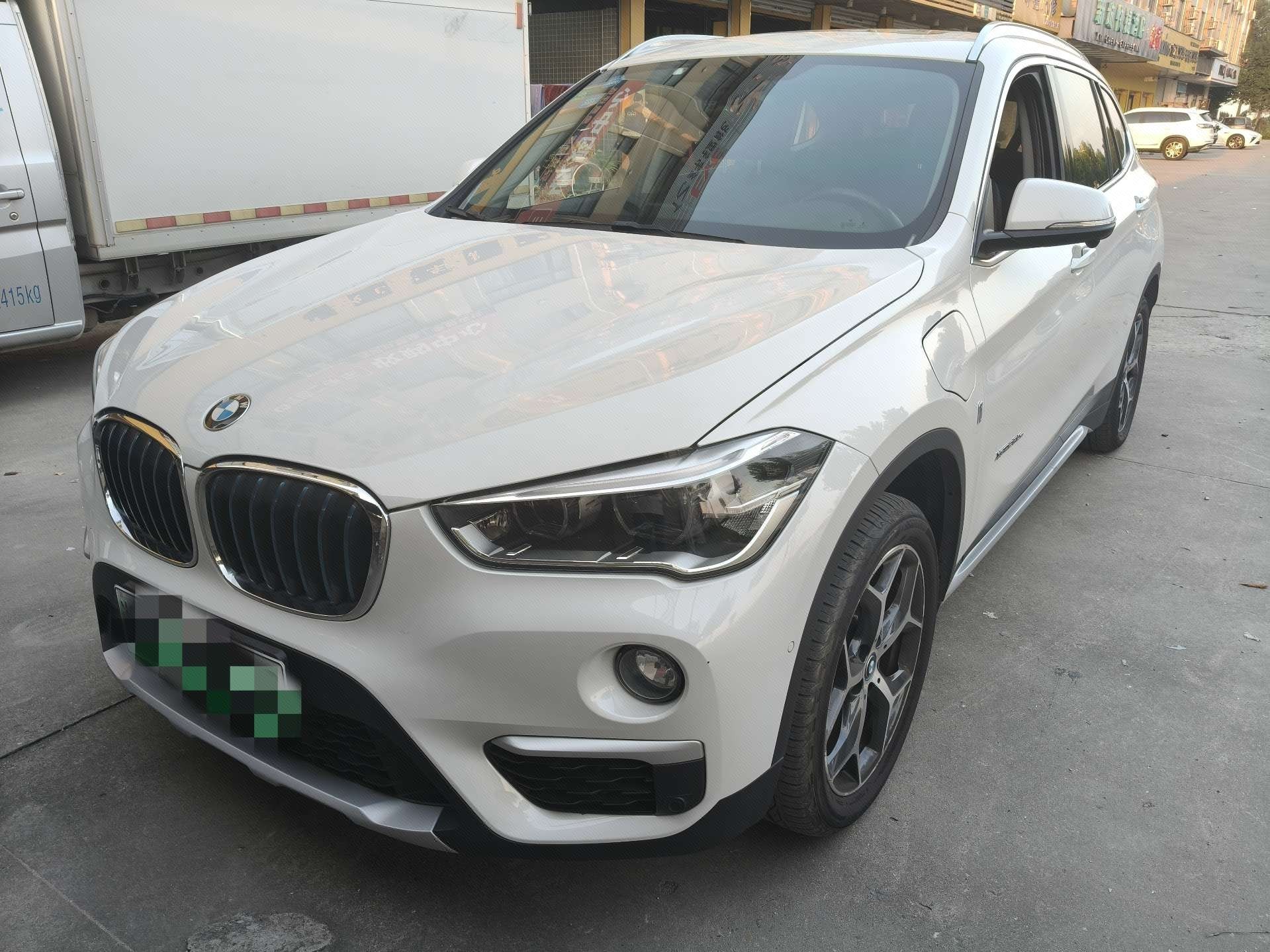 BMW X1 New Energy 2017 car image 
