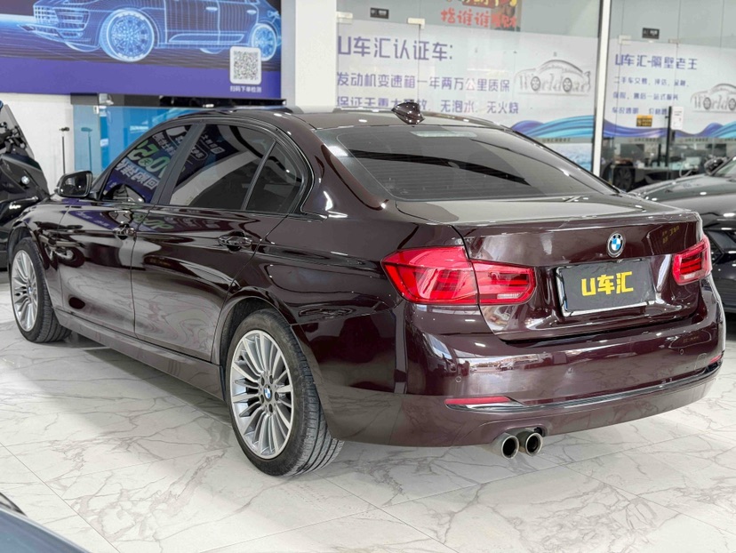 BMW 3 Series 2019 car image #9