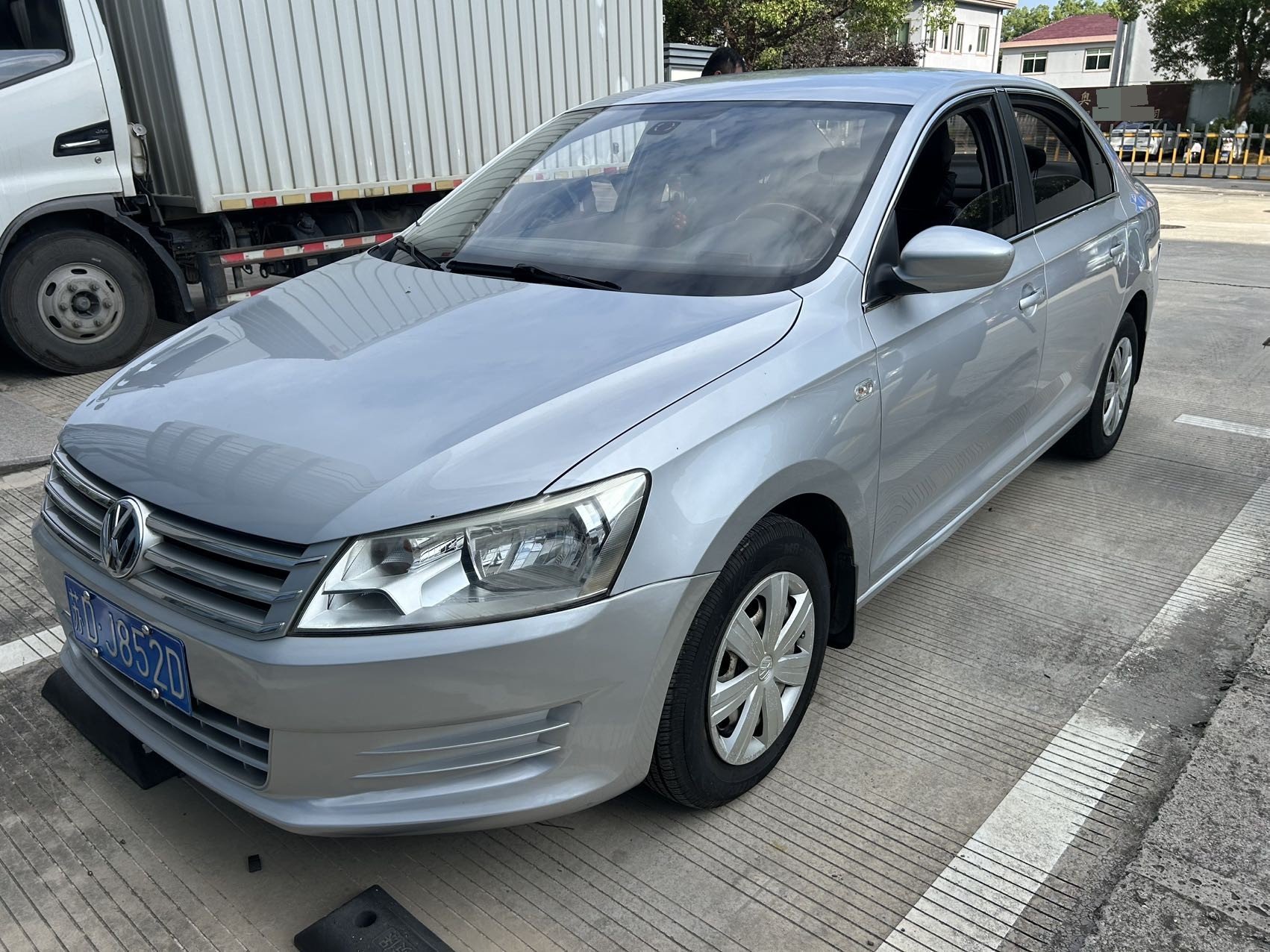 Volkswagen Santana 2014 car image 