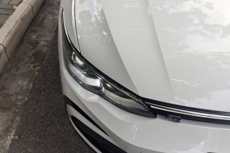 Volkswagen Golf 2022 car image #8