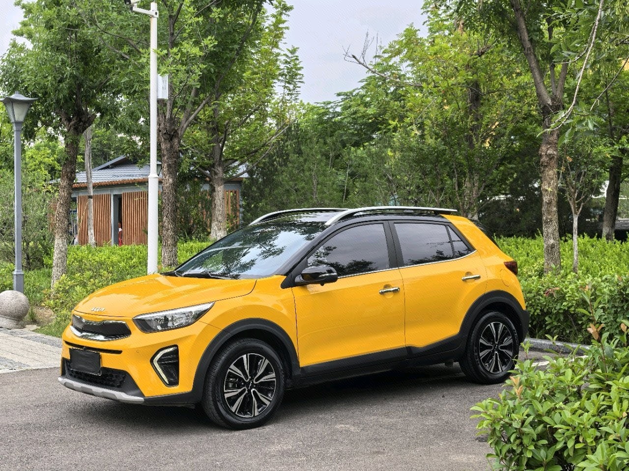 Kia KX1 2024 car image 