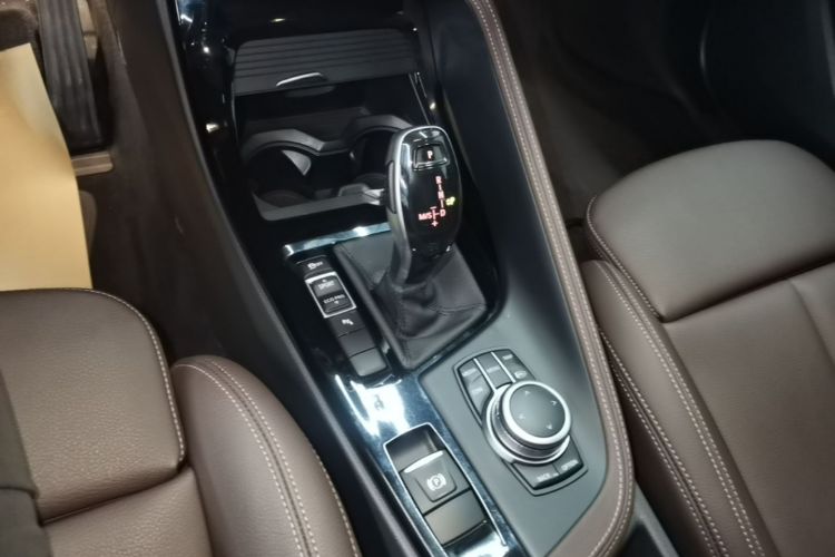 BMW X1 2021 car image #14