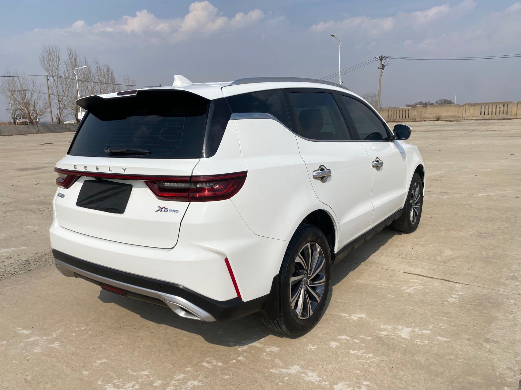 GEELY Vision X6 2022 car image #7