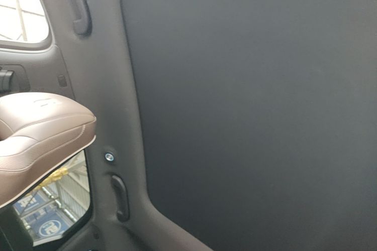 BYD Han 2022 car image #18