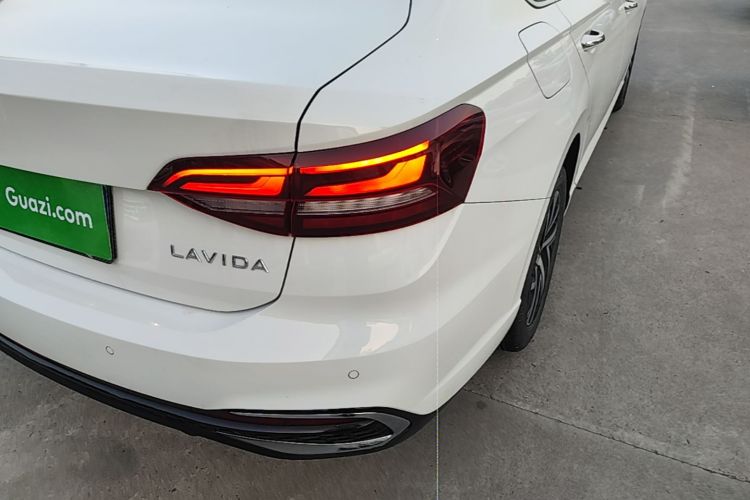 Volkswagen Lavida 2025 car image #8