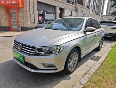 Volkswagen Bora 2017 Volkswagen Bora 2017 صورة سيارة