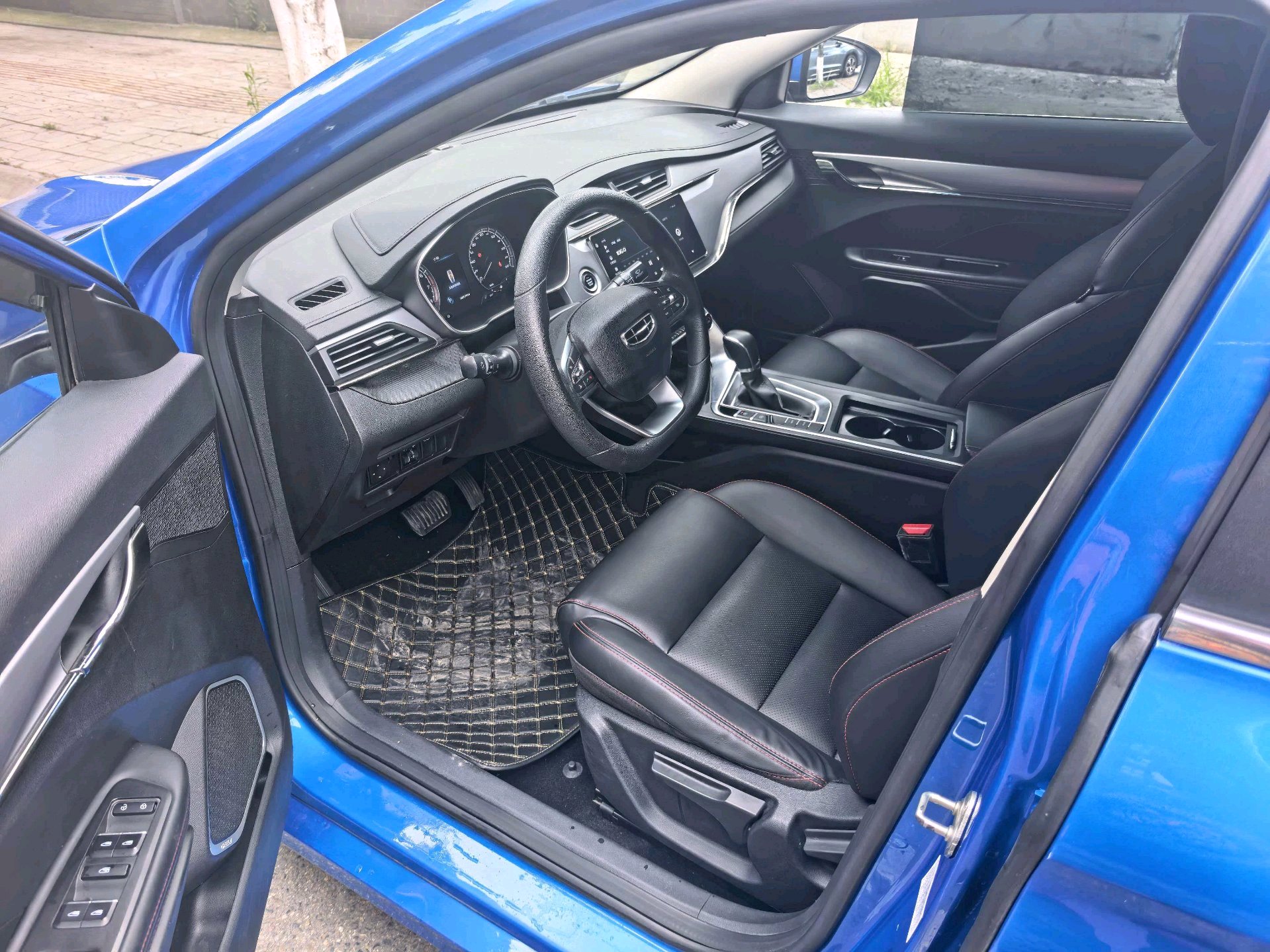 GEELY Binray 2020 car image #7
