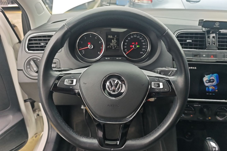 Volkswagen Polo 2019 #11 Volkswagen Polo 2019 car image #11