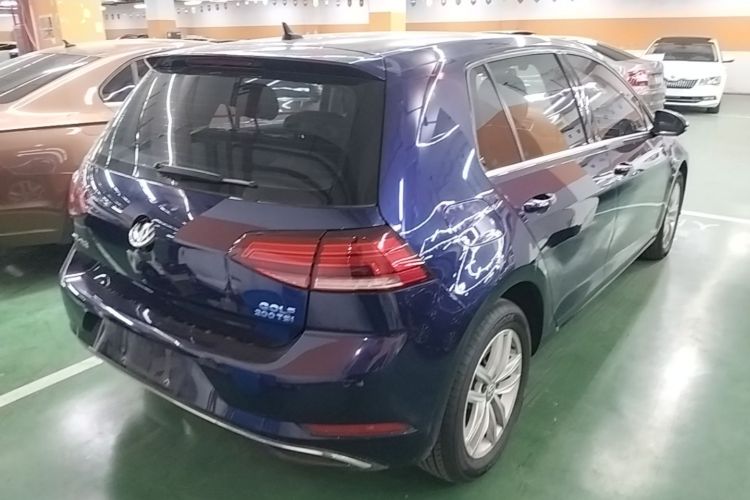 Volkswagen Golf 2019 صورة سيارة #5