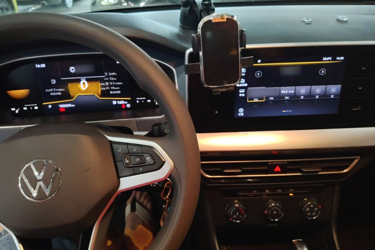 2023 immagine di auto #10