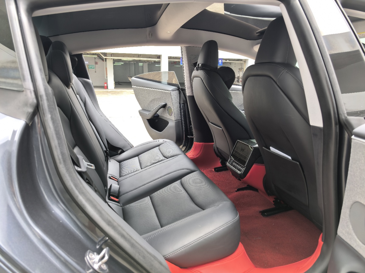 Tesla Model 3 2025 car image #8