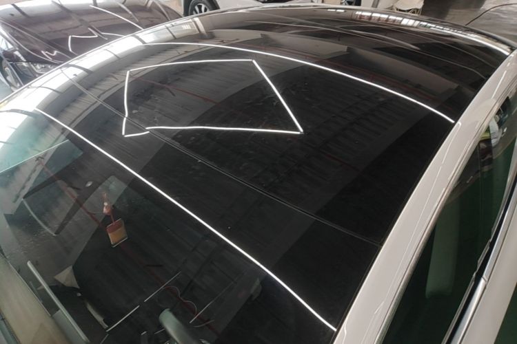 Tesla Model 3 2020 car image #25