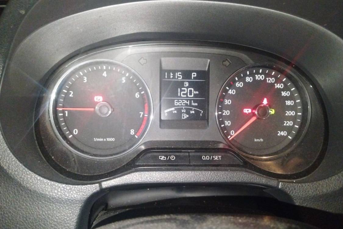 Volkswagen Polo 2014 #24 Volkswagen Polo 2014 car image #24