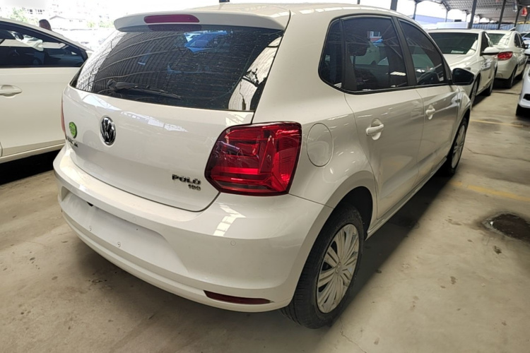 Volkswagen Polo 2018 car image #5