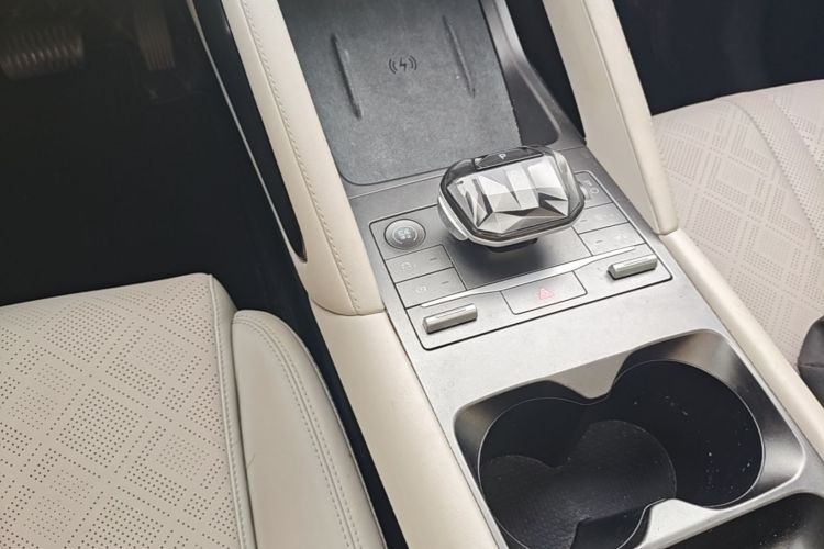 BYD YuanUP 2024 #14 BYD YuanUP 2024 immagine di auto #14