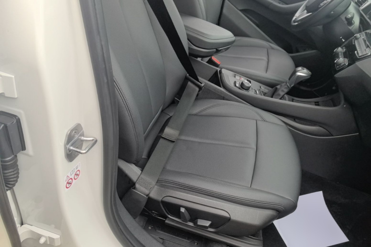 BMW X1 2019 immagine di auto #28