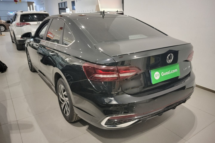Volkswagen Lavida 2025 car image #5