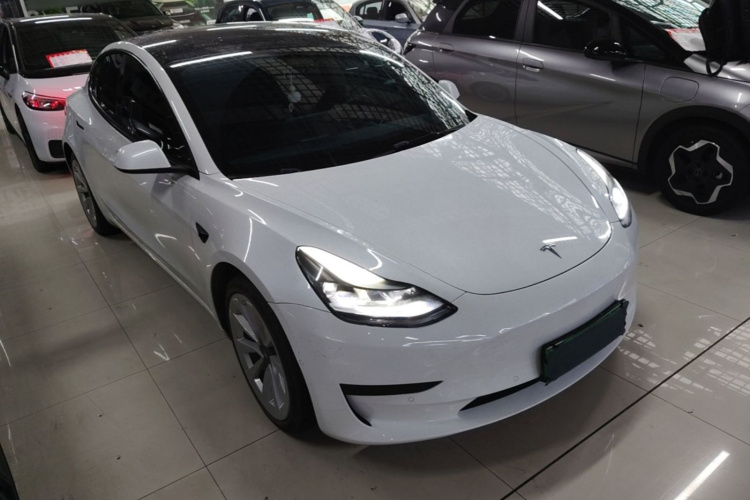 Tesla Model 3 2023 #4 Tesla Model 3 2023 car image #4