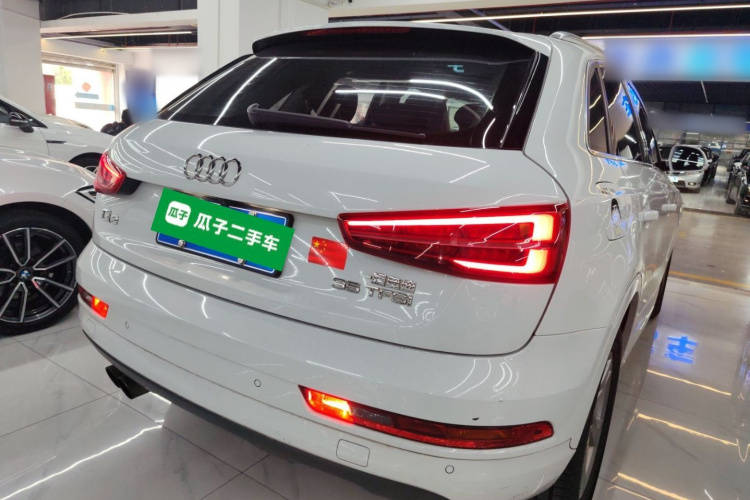 Audi Q3 2018 image de voiture #7