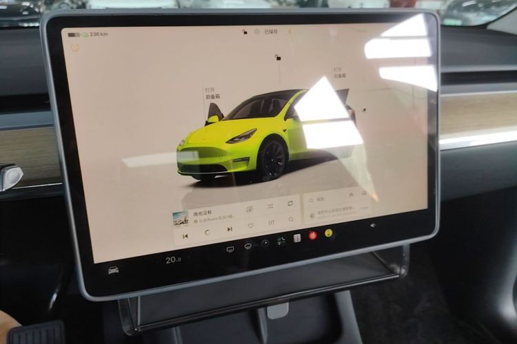 Tesla Model Y 2022 #13 Tesla Model Y 2022 car image #13