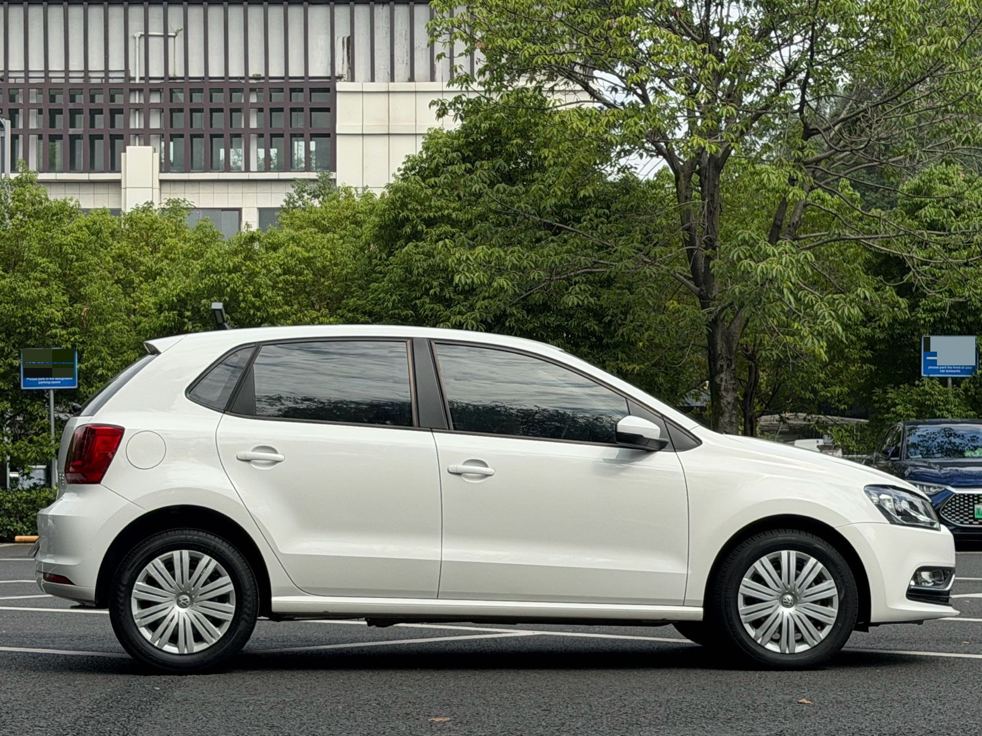 Volkswagen Polo 2017 #4 Volkswagen Polo 2017 car image #4
