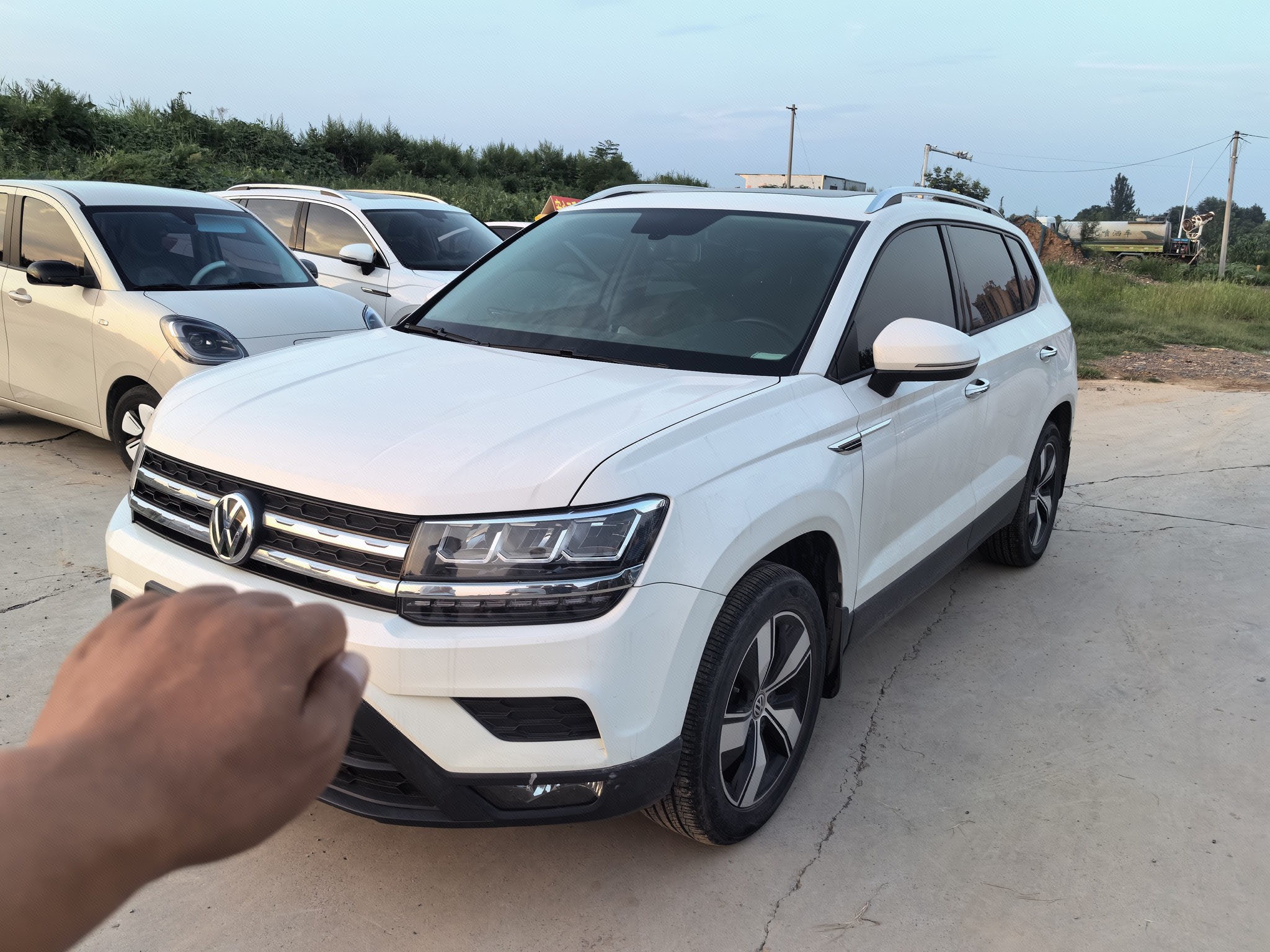 2020 2020 car image