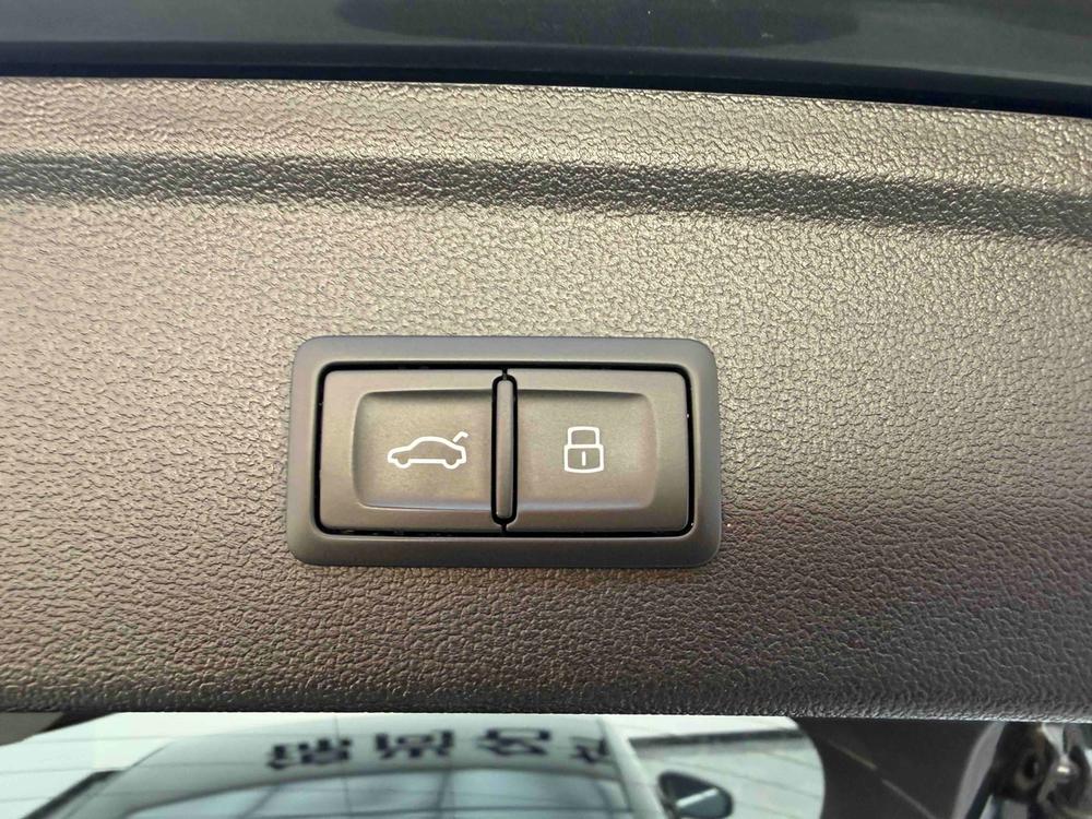 Audi A3 2025 car image #8