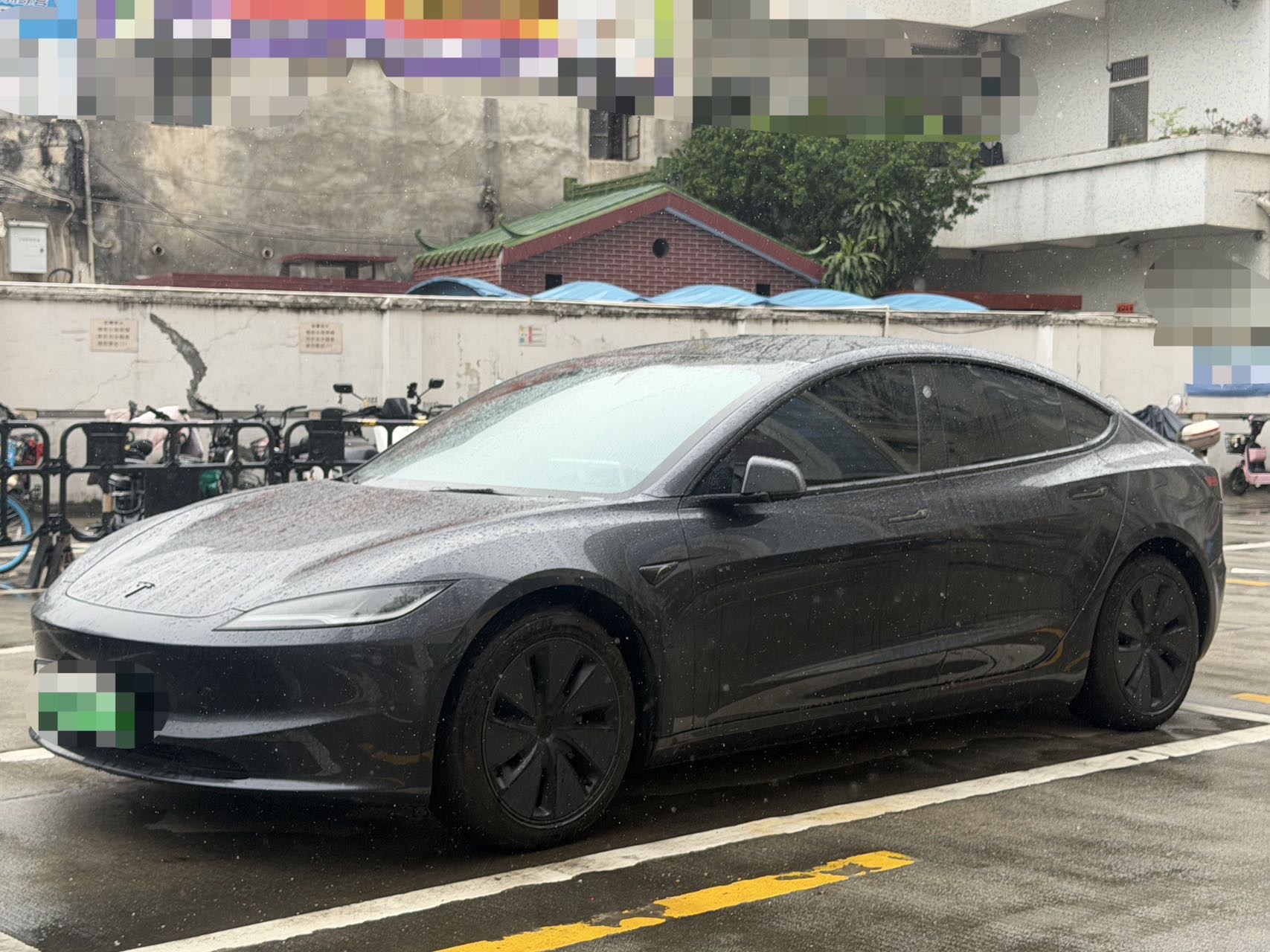 Tesla Model 3 2025 car image 