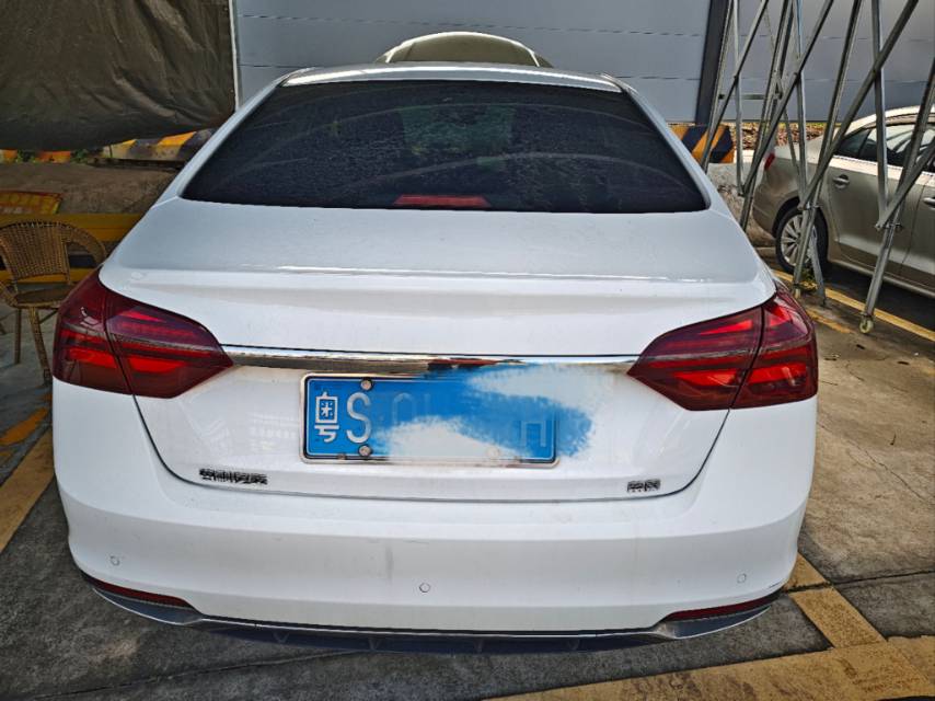 GEELY Emgrand 2019 #3 GEELY Emgrand 2019 car image #3