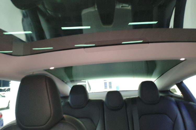 Tesla Model 3 2025 #18 Tesla Model 3 2025 car image #18