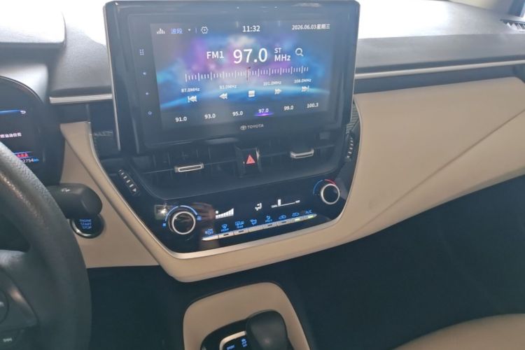 Toyota Corolla 2019 #15 Toyota Corolla 2019 car image #15