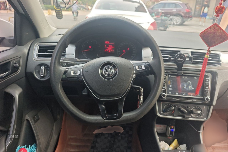 Volkswagen Santana 2017 car image #12