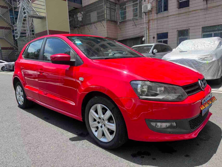 Volkswagen Polo 2013 car image #3