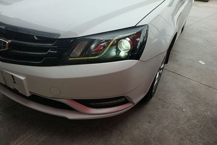 GEELY Emgrand 2015 #23 GEELY Emgrand 2015 car image #23