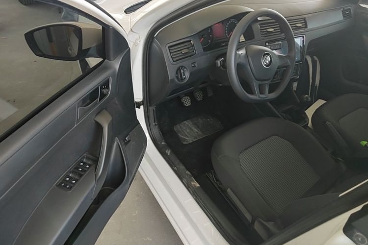 Volkswagen Santana 2021 car image #16