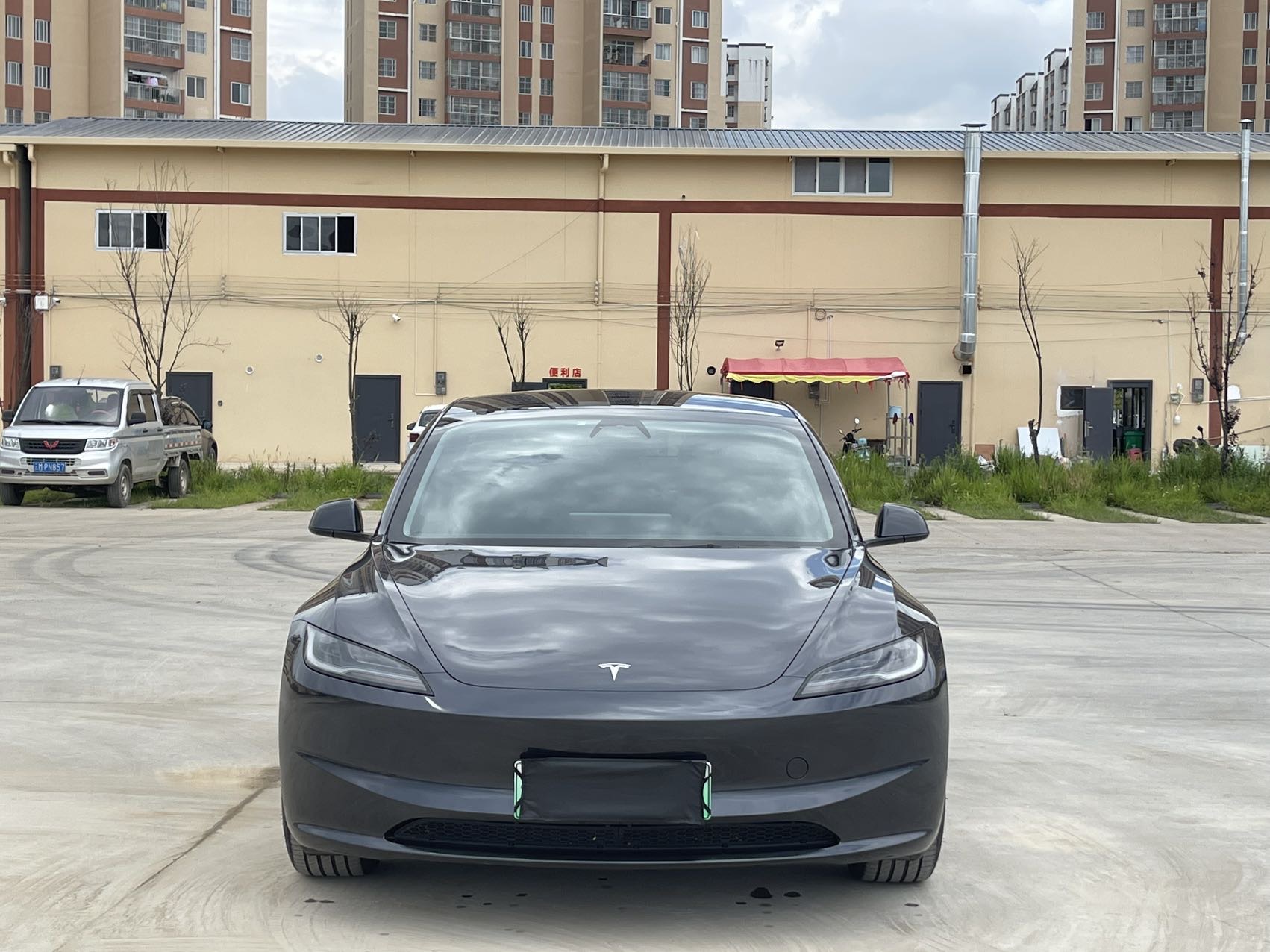 Tesla Model 3 2024 Tesla Model 3 2024 car image