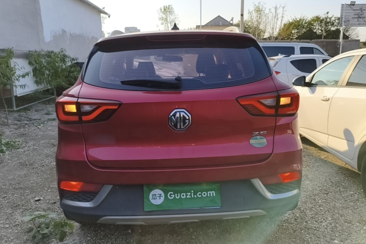MG ZS 2017 #6 MG ZS 2017 car image #6