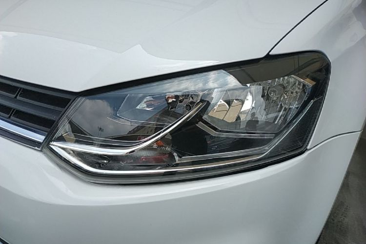 Volkswagen Polo 2019 #23 Volkswagen Polo 2019 car image #23