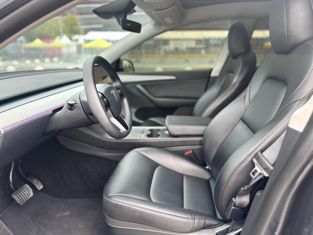 Tesla Model Y 2024 #14 Tesla Model Y 2024 car image #14