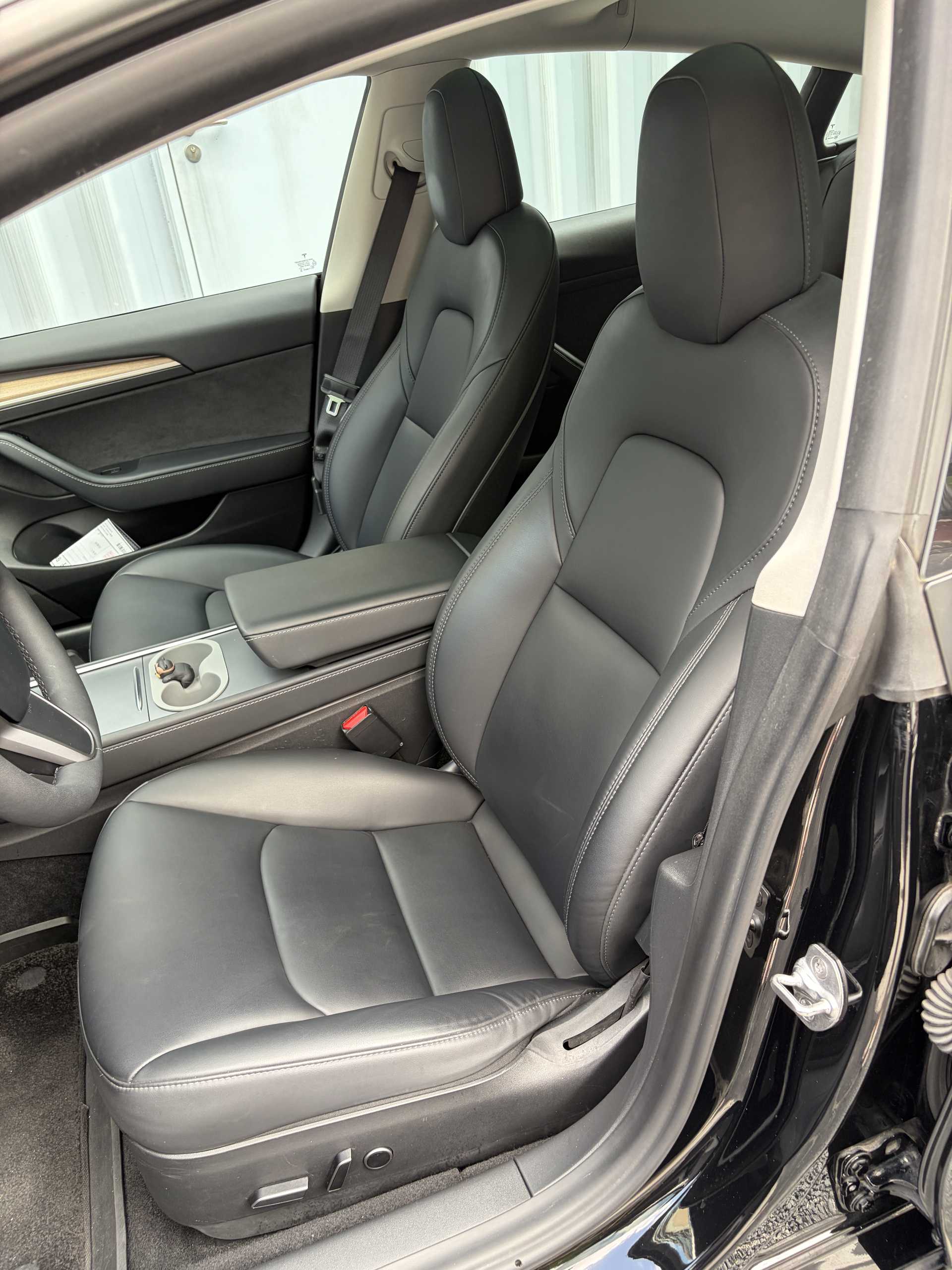 Tesla Model 3 2021 #5 Tesla Model 3 2021 صورة سيارة #5