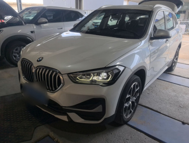 BMW X1 2022 car image 
