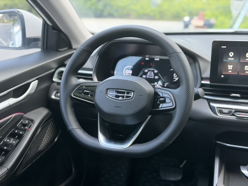 GEELY Emgrand 2022 car image #8