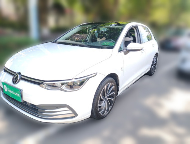 Volkswagen Golf 2022 car image 