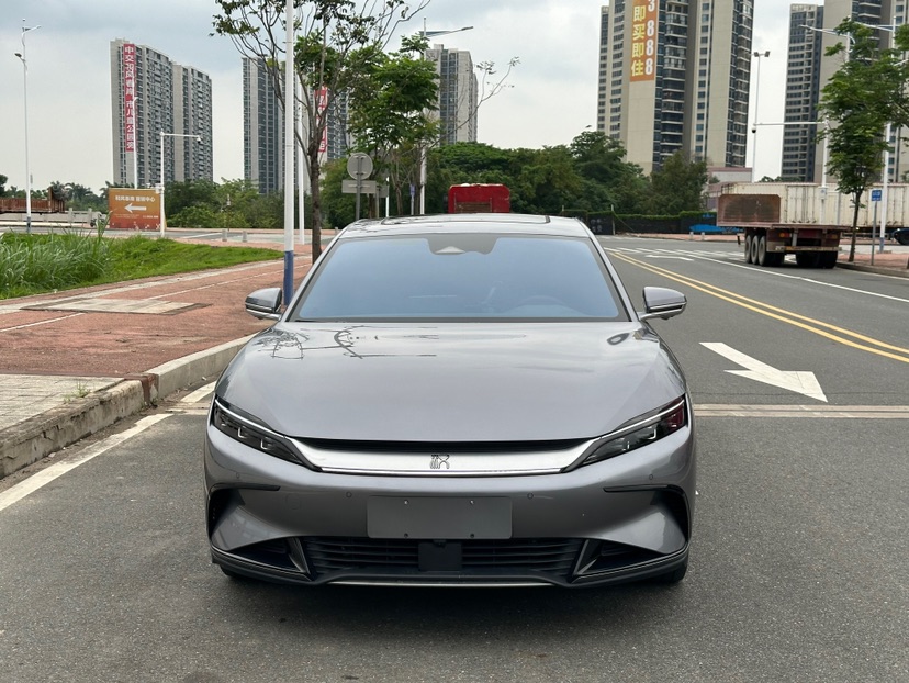 BYD Han 2023 #2 BYD Han 2023 car image #2