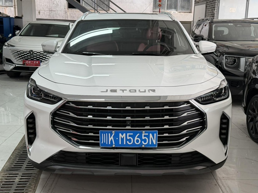 Jetour X70 PLUS 2022 car image #2