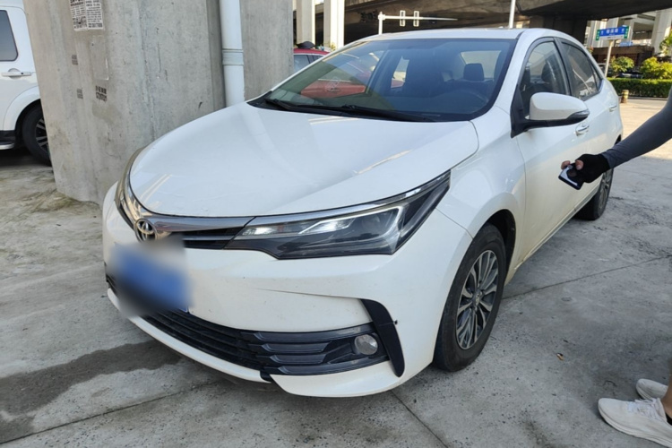 Toyota Corolla 2019 car image #2