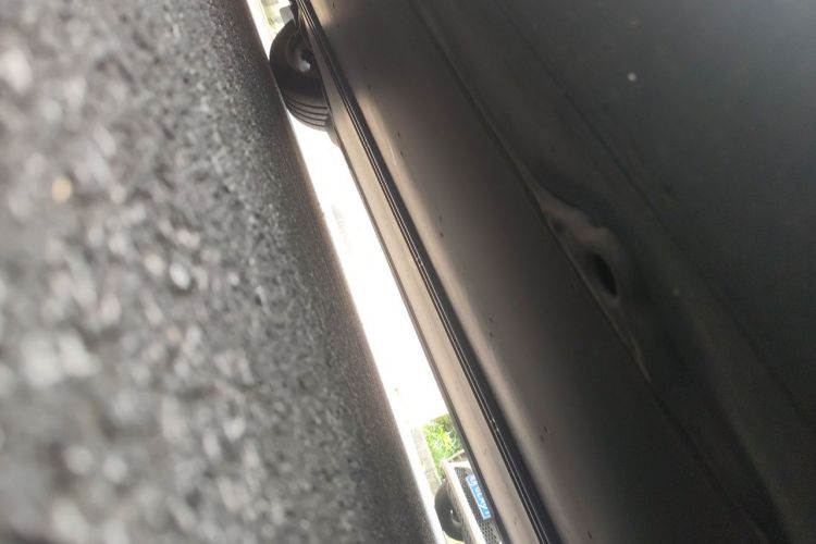 Tesla Model Y 2024 immagine di auto #19